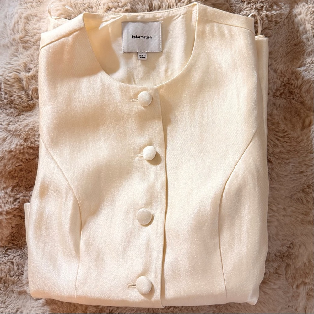 Reformation Mika Two Piece In Cream, brand new, no flaws, without tags. - Picture 13 of 13